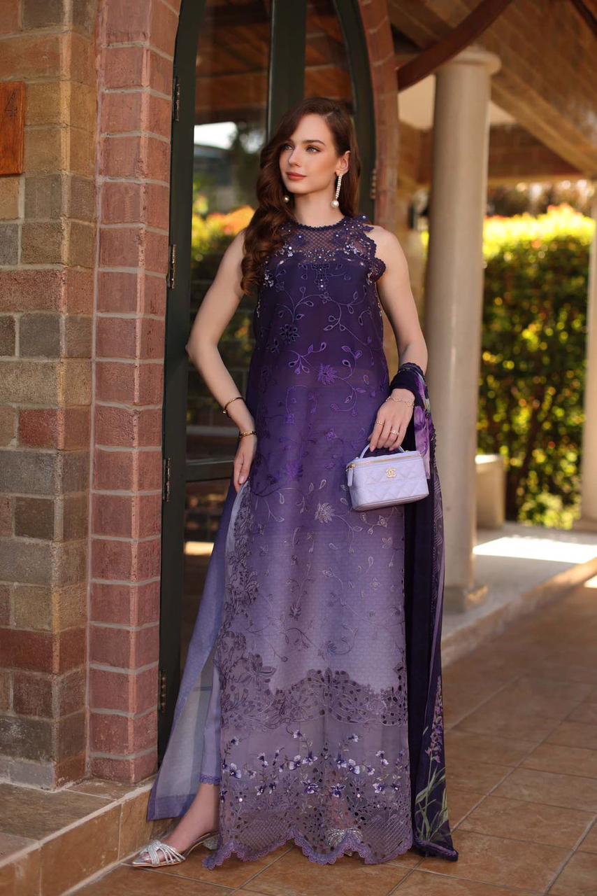 Noor By Saadia