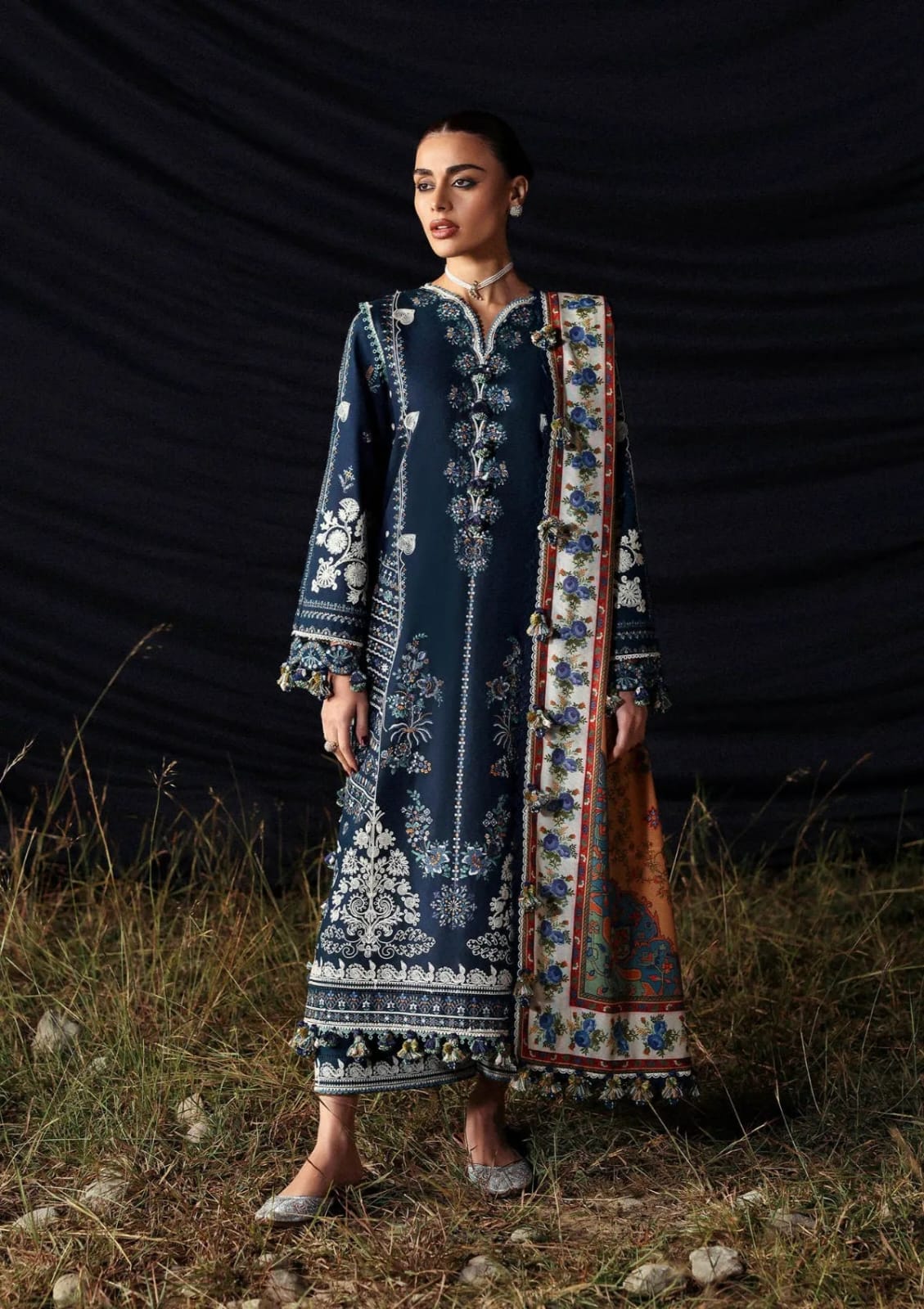 Hussain Rehar   03PCS UNSTITCHED SUIT  Lawn