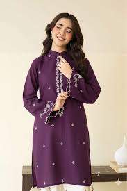 TWO PIECE    LAWN Shirt Front Embroidery