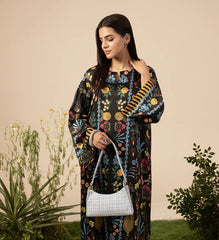 Raveen Black Silk Set